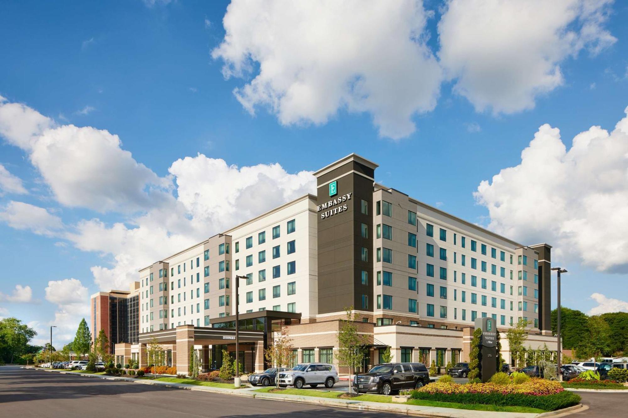 Embassy Suites By Hilton Atlanta Airport North Hapeville Exterior foto